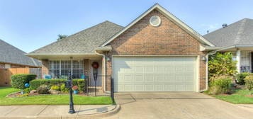 13401 Prairie View Ln, Oklahoma City, OK 73142