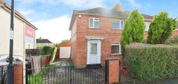 3 bed semi-detached house for sale