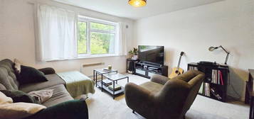 Flat to rent in Hartfield Road, London SW19