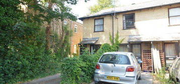 Property to rent in Pakenham Close, Cambridge CB4