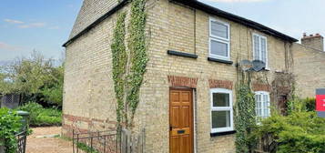 2 bedroom semi-detached house