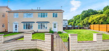 4 bed semi-detached house for sale