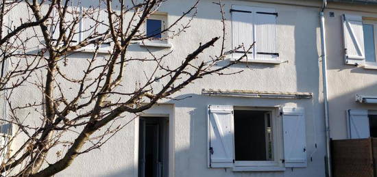 MAISON 4 PIECES 75 M2 MONCOURT FROMONVILLE