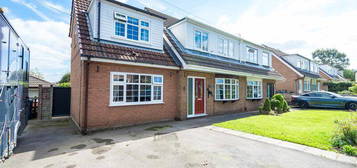 4 bedroom semi-detached house for sale