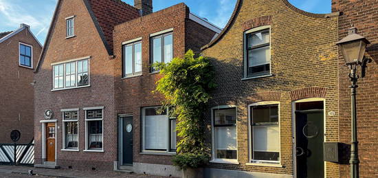 Overschiese Dorpsstraat 105