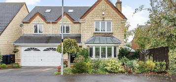 6 bedroom detached house for sale