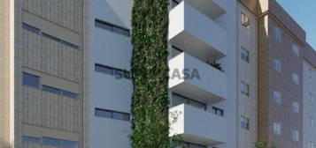 Apartamento T2 em Paranhos de 75,00 m²