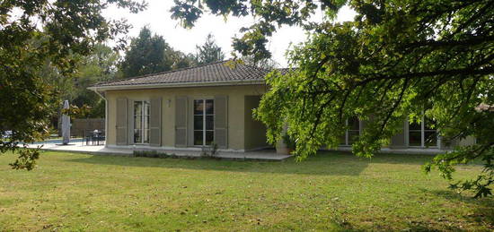 EXCLUSIVITÉ  Maison à vendre avec 4 chambres, garage et piscine à Le Temple