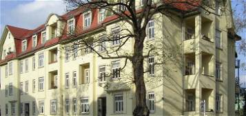 Saniertes Baudenkmal in Dresden-Striesen – 2-Zimmer-Wohnung mit Balkon
