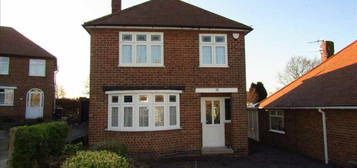 3 bedroom detached house