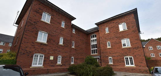 Flat to rent in Fletcher Court, Radcliffe, Manchester M26