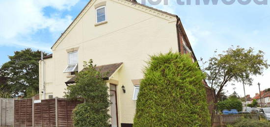 2 bedroom terraced house