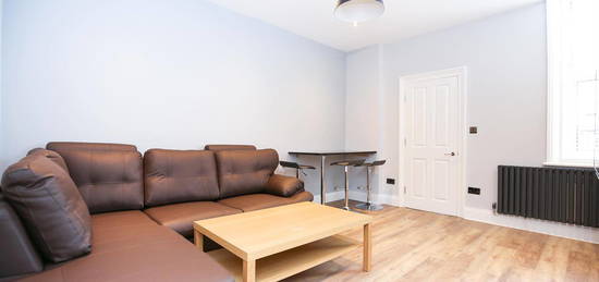 Flat to rent in Fairfield Road, Jesmond, Newcastle Upon Tyne NE2