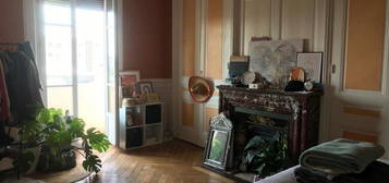 Location appartement 6 pièces 163 m²