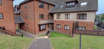 2 bed flat for sale