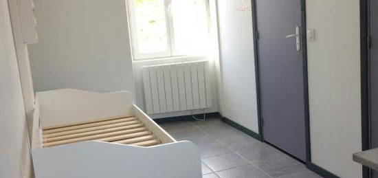 Studio 1 pièce 15 m²