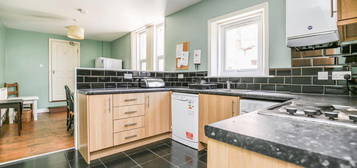 Terraced house to rent in Devonshire Place, Jesmond, Newcastle Upon Tyne NE2