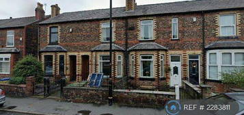 4 bedroom terraced house