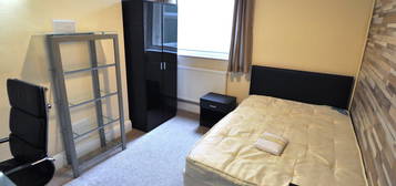 5 bed shared accommodation to rent