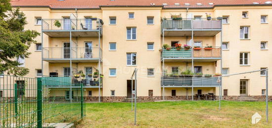 Helle 2-Zimmer-Wohnung in denkmalgeschütztem Haus mit Nordbalkon & Südloggia in Kleinzschocher