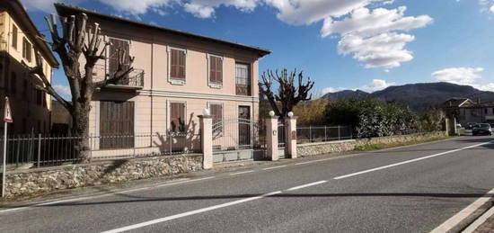 Casa indipendente in vendita a Bagnasco