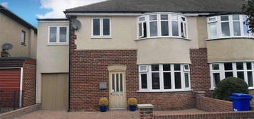 4 bedroom semi-detached house to rent