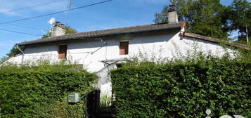 Maison traditionnelle 2 étages  à vendre, 3 pièces, 2 chambres, 75 m²