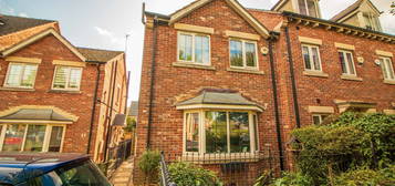 Terraced house for sale in Burleigh Court, Tuxford NG22