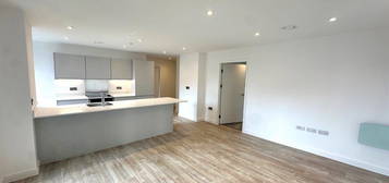 2 bed flat to rent