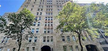 5000 S East End Ave APT 13A, Chicago, IL 60615