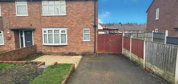 2 bedroom semi-detached house to rent