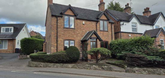 2 bedroom detached house