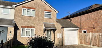 Detached house to rent in Copper Beeches, Colchester, Essex. CO3