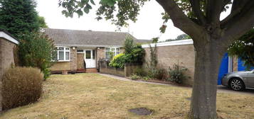 Bungalow to rent in The Avenue, Bessacarr, Doncaster DN4