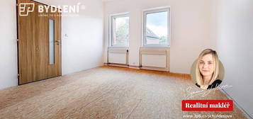 Byt 3+1, 82 m², Pohraniční stráže, Dubí