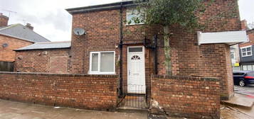 Property to rent in Portland Road, Hucknall, Nottingham NG15