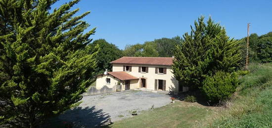 Maison  à vendre, 5 pièces, 4 chambres, 169 m²