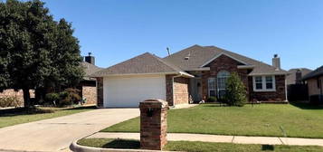 13024 Willowcrest Ln, Oklahoma City, OK 73170