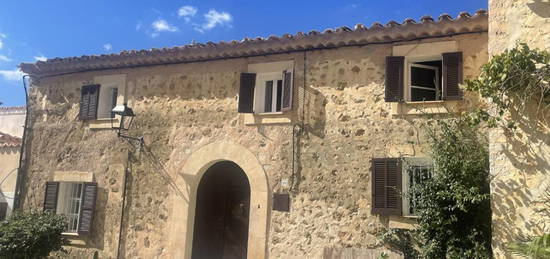 Finca rústica en venta en Alaró