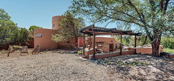 28 River St, Cerrillos, NM 87010