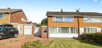 3 bedroom semi-detached house for sale