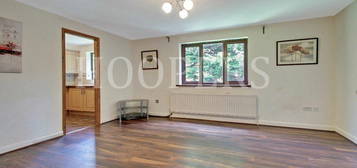 2 bed flat to rent