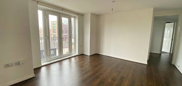 Flat to rent in Fusion 7, 6 Middlewood Street, Salford M5