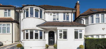 4 bedroom detached house to rent