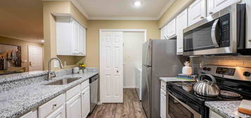 The Woods at Polaris Parkway Apartment Homes, Westerville, OH 43082