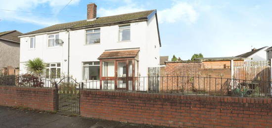 3 bedroom semi-detached house for sale