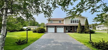 125 Grenfell Heights, Grand Falls-Windsor, NL A2A2R8