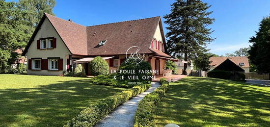 Maison  à vendre, 7 pièces, 5 chambres, 270 m²