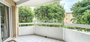 Appartement Saint Esteve 51.7 m2 avec terrasse et stationnerment.