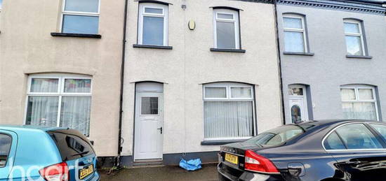 3 bedroom terraced house